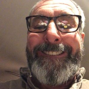 Meet your Posher, Chris